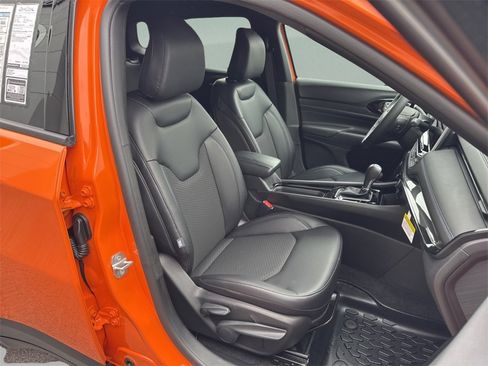 New 2026 Jeep Compass Latitude image 37