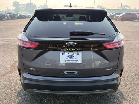 Used 2024 Ford Edge SEL w/ Convenience Package AWD/4WD image 4