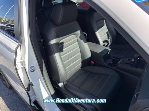 Used 2025 Honda CR-V Sport-L image 9