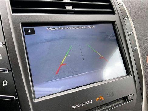 Used 2017 Lincoln MKC Select image 13