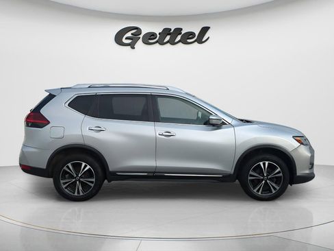 Used 2018 Nissan Rogue SL image 3
