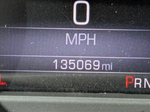 Used 2016 GMC Yukon SLT w/ Open Road Package image 12