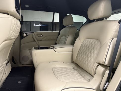 Used 2023 INFINITI QX80 Sensory w/ Cargo Package RWD image 17
