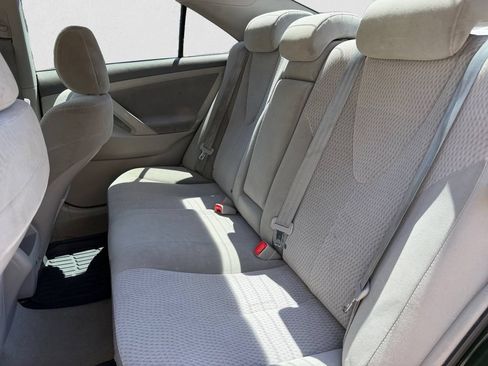 Used 2011 Toyota Camry LE FWD image 23