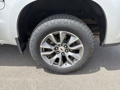 Used 2021 Chevrolet Silverado 1500 RST w/ Texas Edition Plus AWD/4WD image 23