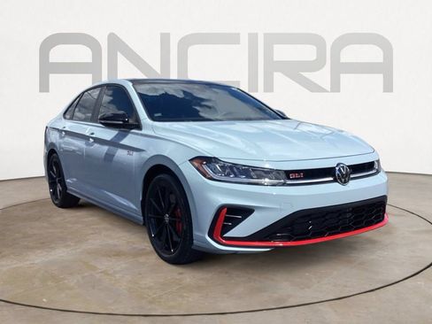 Used 2025 Volkswagen Jetta GLI Autobahn FWD image 6