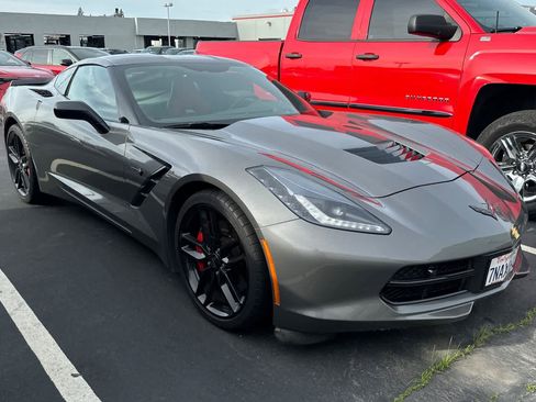Used 2016 Chevrolet Corvette Stingray Coupe w/ 2LT Preferred Equipment Group image 3
