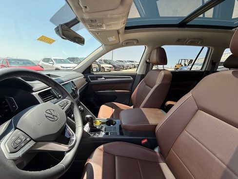 Used 2023 Volkswagen Atlas SE FWD image 12