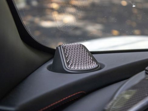 Used 2025 Aston Martin DBX 707 image 32