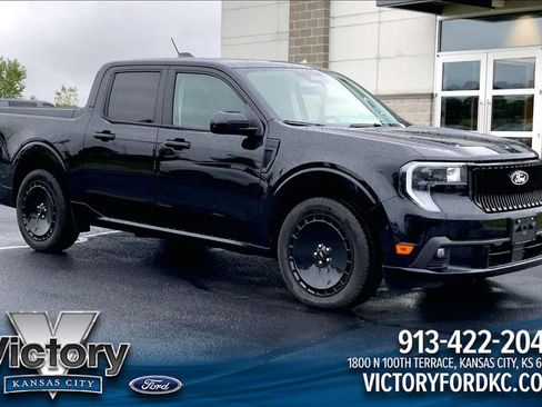 Used 2025 Ford Maverick Lobo AWD/4WD image 1