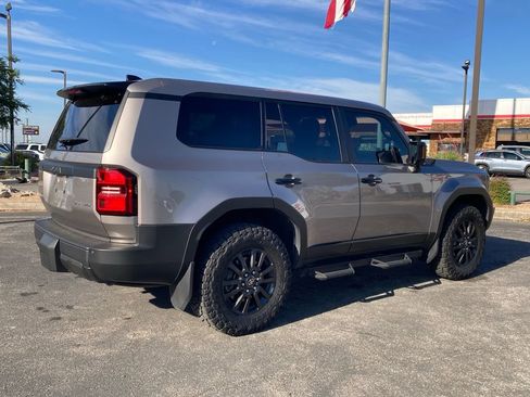 Used 2024 Toyota Land Cruiser 1958 image 4