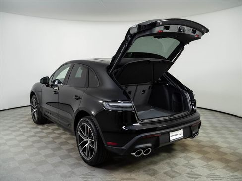 New 2026 Porsche Macan S AWD/4WD image 33