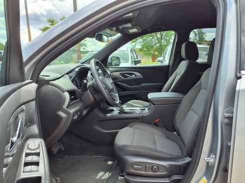 Used 2023 Chevrolet Traverse LT AWD/4WD image 20
