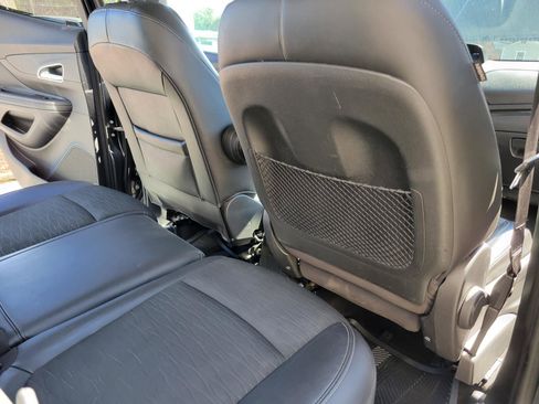 Used 2016 Buick Encore FWD image 35