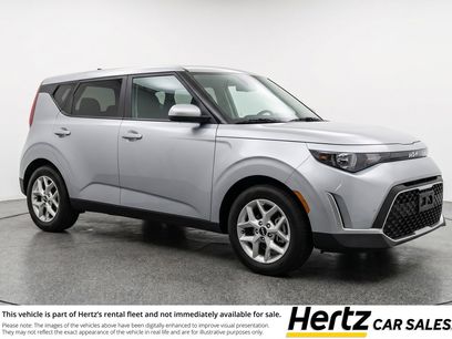Used 2025 Kia Soul LX w/ LX Technology Package