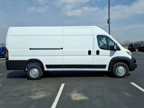 New 2026 RAM ProMaster 3500 w/ Safety Group FWD image 19