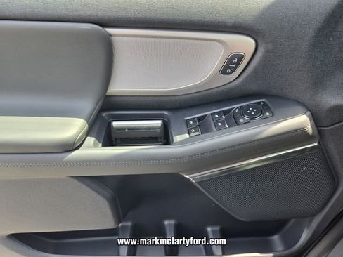 New 2026 Ford Expedition Active RWD image 21