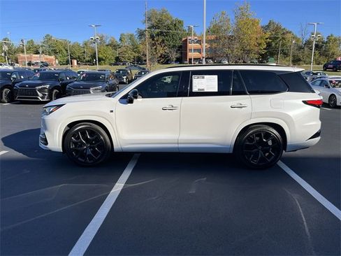 Used 2024 Lexus TX 500h AWD image 6