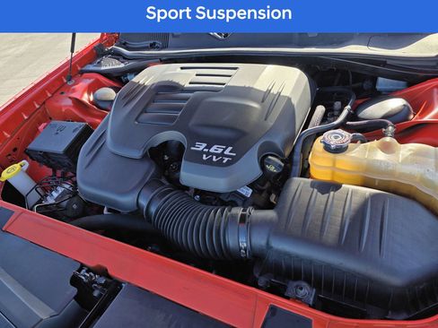 Used 2019 Dodge Challenger SXT image 20