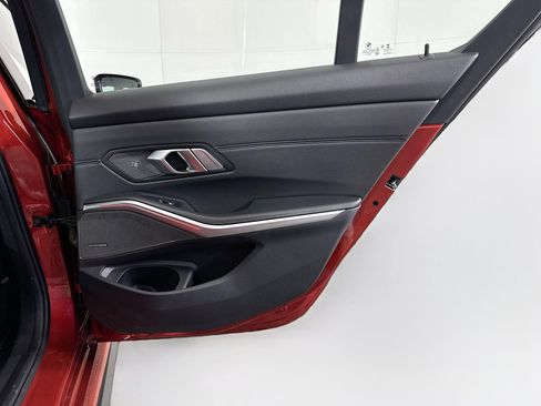 Used 2021 BMW 330e w/ Executive Package RWD image 31