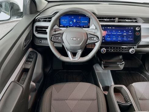 New 2027 Chevrolet Bolt LT w/ Comfort Package FWD image 22