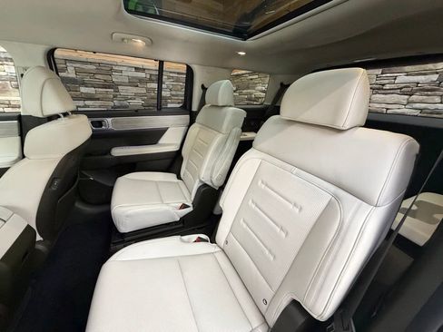 Used 2025 Hyundai Santa Fe Calligraphy image 23