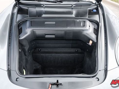 Used 2005 Porsche 911 Carrera image 64