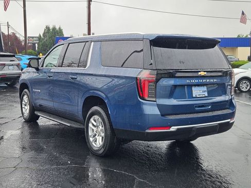 New 2026 Chevrolet Suburban LS w/ Max Trailering Package AWD/4WD image 4