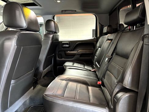 Used 2018 GMC Sierra 3500 Denali w/ Duramax Plus Package image 22