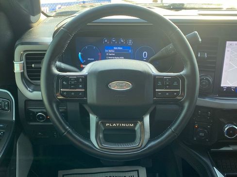 Used 2025 Ford F250 Platinum image 26
