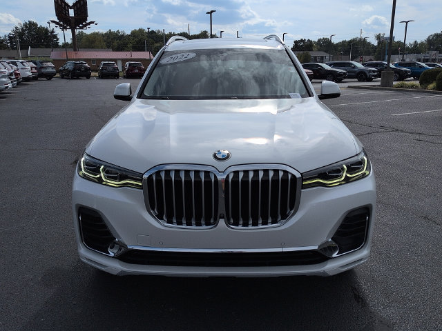 Used 2022 BMW X7 xDrive40i w/ Premium Package AWD/4WD image 2