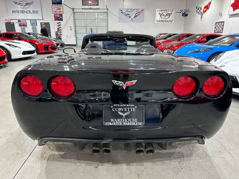 Used 2007 Chevrolet Corvette Convertible w/ Preferred Equipment Group RWD image 23