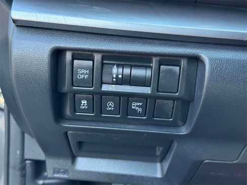 Used 2021 Subaru Crosstrek 2.5i Limited image 18
