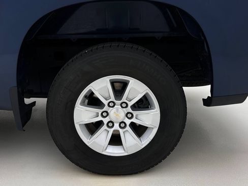 Used 2021 Chevrolet Silverado 1500 LT AWD/4WD image 27