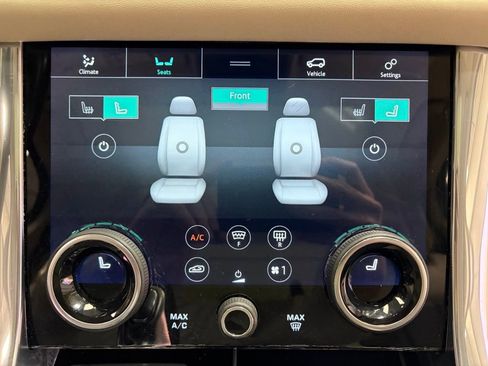 Used 2019 Land Rover Range Rover Sport HSE Dynamic image 19