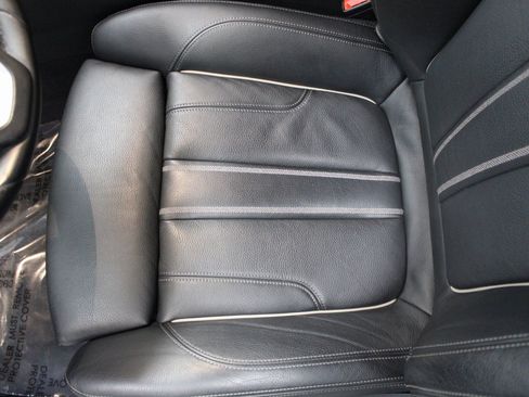 Used 2019 BMW 530i w/ Convenience Package image 18