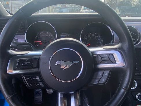 Used 2017 Ford Mustang EcoBoost image 37