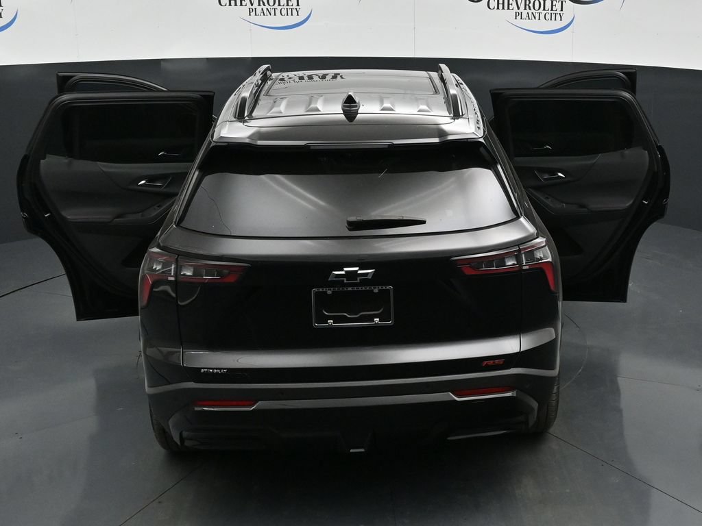 Used 2025 Chevrolet Equinox RS w/ Safety and Technology Package FWD image 35