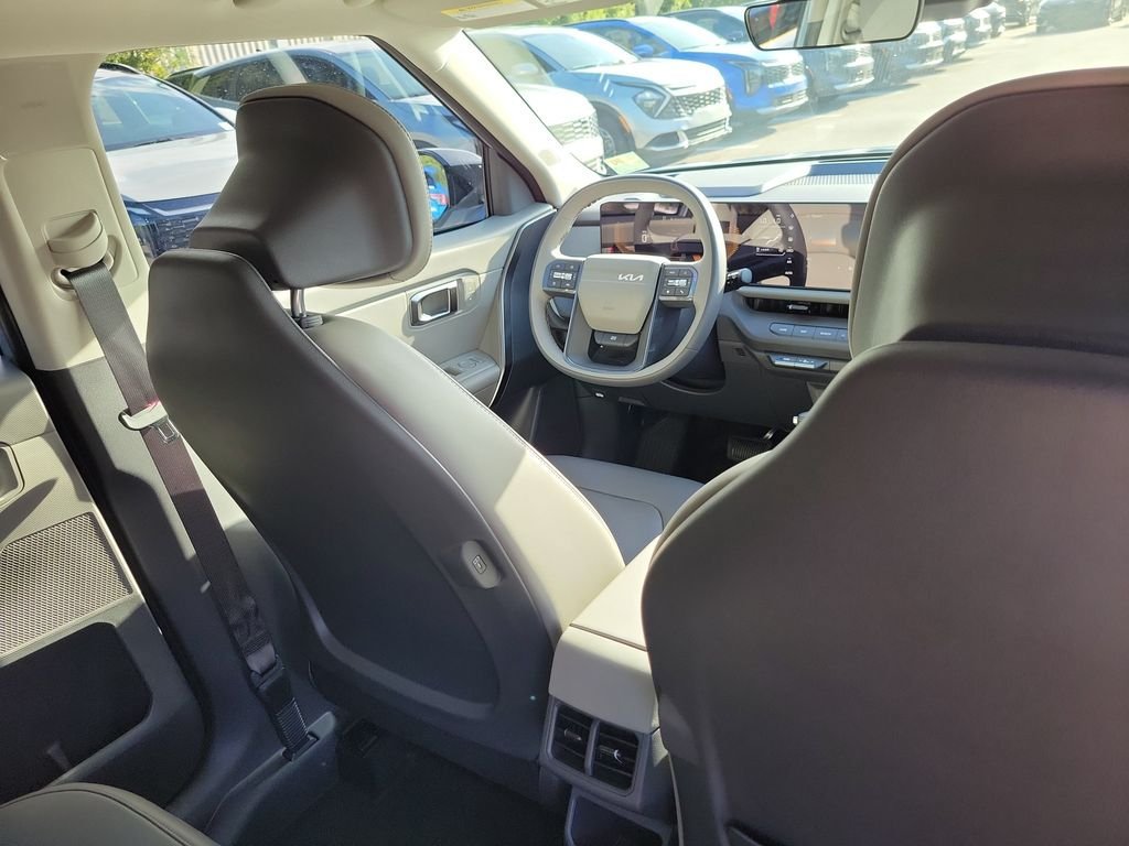 New 2027 Kia Seltos EX FWD image 13