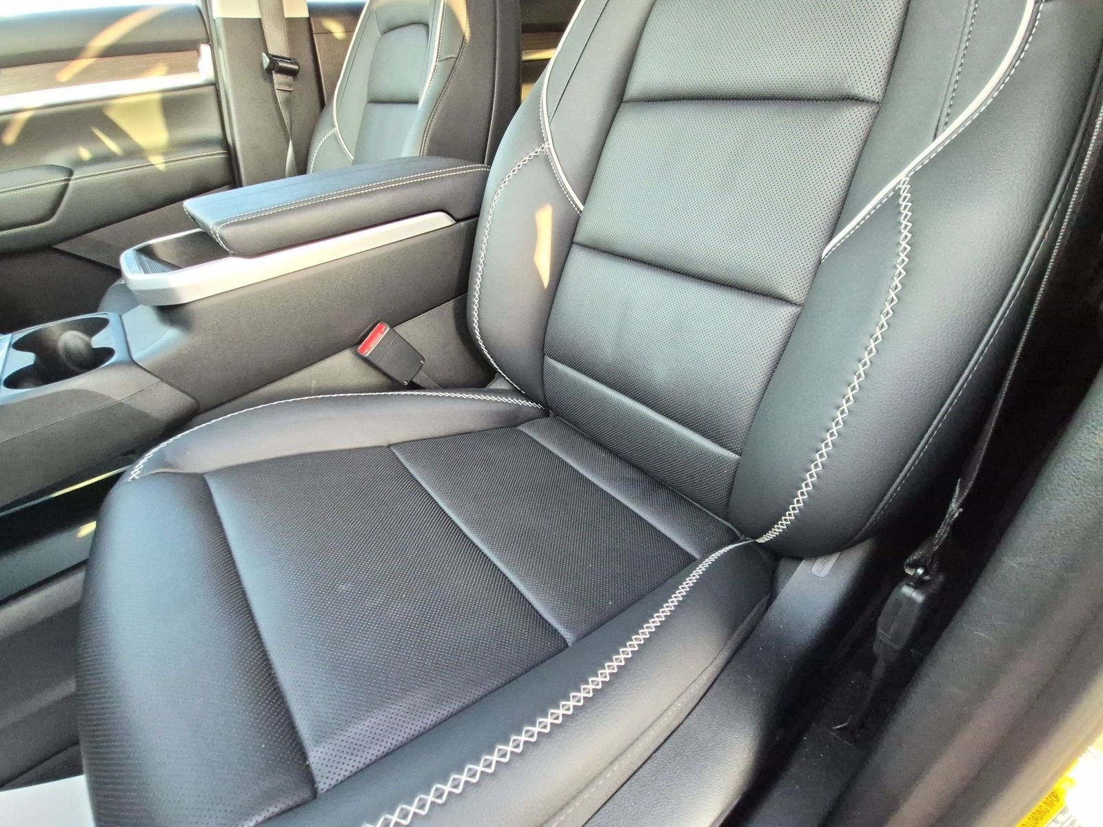 Used 2026 GMC Terrain Denali AWD/4WD image 24