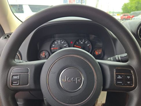 Used 2012 Jeep Patriot Sport w/ Tire & Wheel Group AWD/4WD image 23