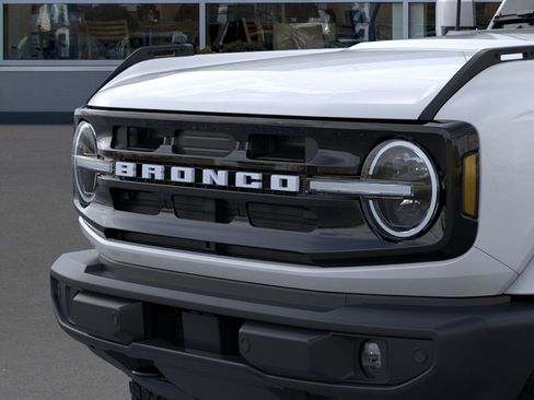 New 2026 Ford Bronco Outer Banks AWD/4WD image 19
