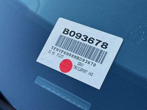 Used 2022 Honda Pilot TrailSport image 38