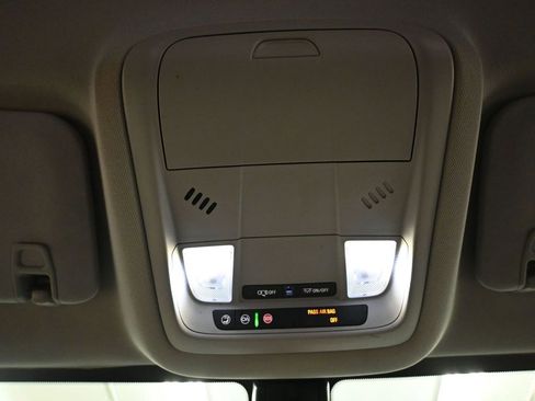 Used 2019 GMC Acadia SLE w/ Driver Alert Package I image 32