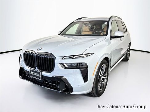 Used 2026 BMW X7 xDrive40i w/ Executive Package AWD/4WD image 3