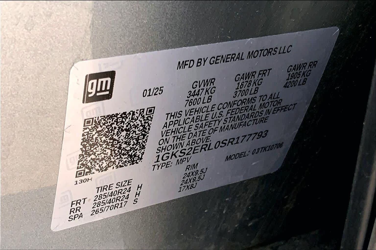 Used 2025 GMC Yukon Denali Ultimate AWD/4WD image 34