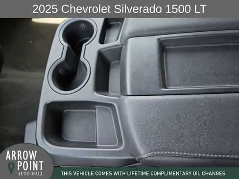 Used 2025 Chevrolet Silverado 1500 LT RWD image 28