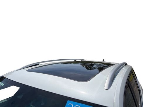 Certified 2022 Volkswagen Atlas SEL R-Line AWD/4WD image 13