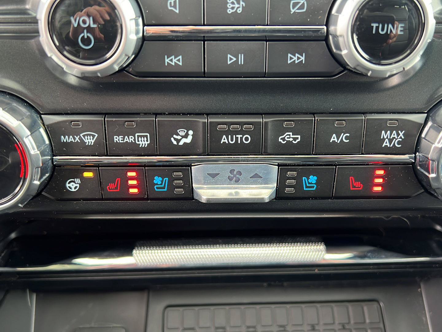 Used 2024 Ford F150 Raptor AWD/4WD image 34