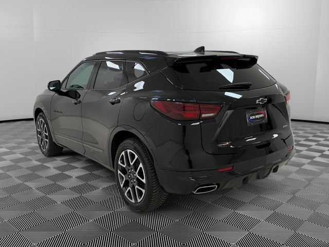 Used 2025 Chevrolet Blazer RS w/ Driver Confidence II Package AWD/4WD image 3